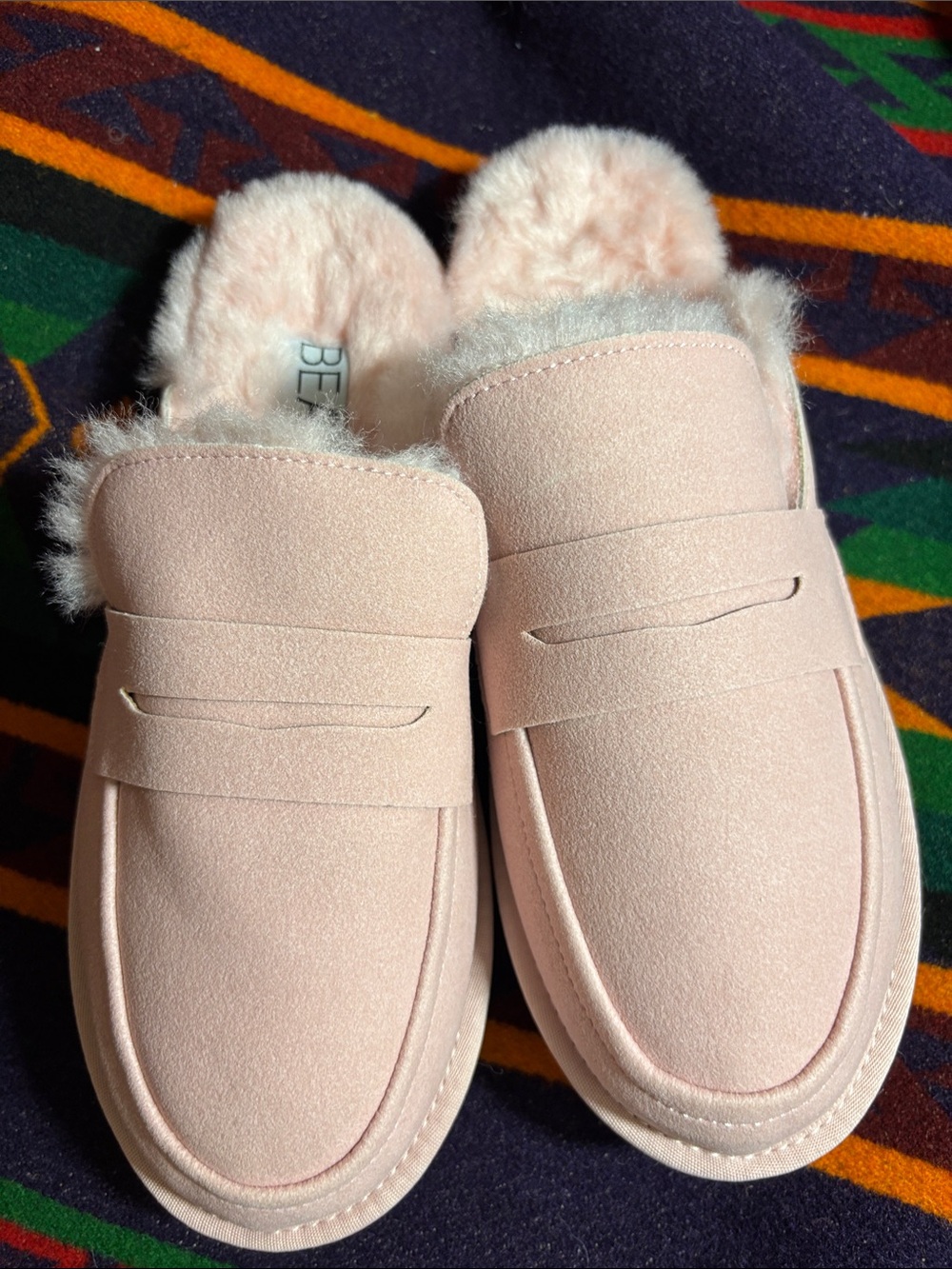 New BEACH BY MATISSE Pink Slip-On Shoes Faux Fur Lined Shoes 9M Platforms